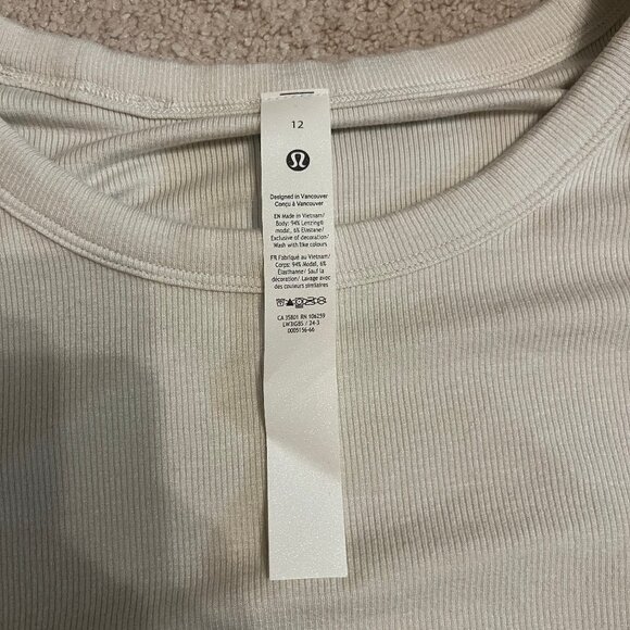 Hold Tight Straight-Hem Cropped Long Sleeve - Picture 4 of 7